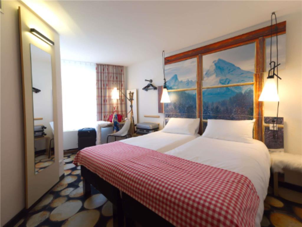 Ibis Centrum Hotel 3*